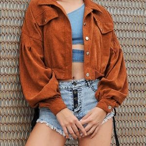 Button solid crop jacket